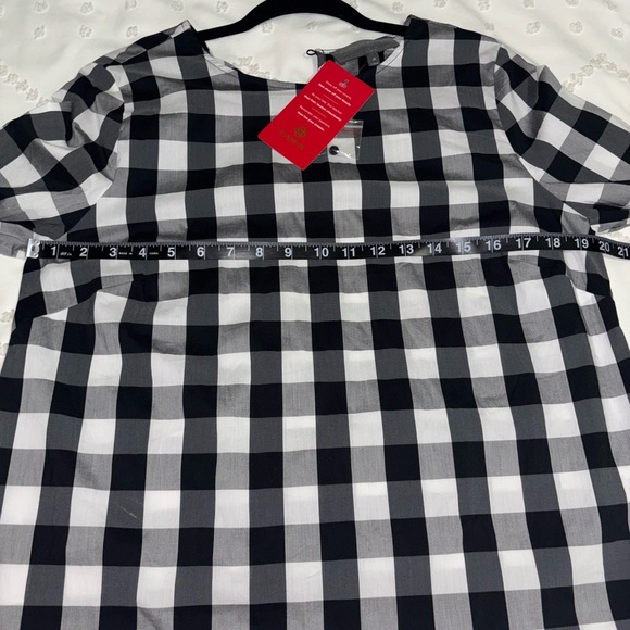 NWT Sunday In Brooklyn Top
Size medium - Picture 6 of 8